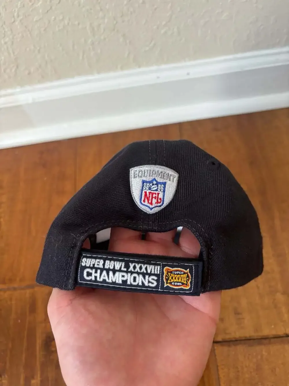 Reebok NFL New England Patriots Super Bowl XXXVIII Champions Hat